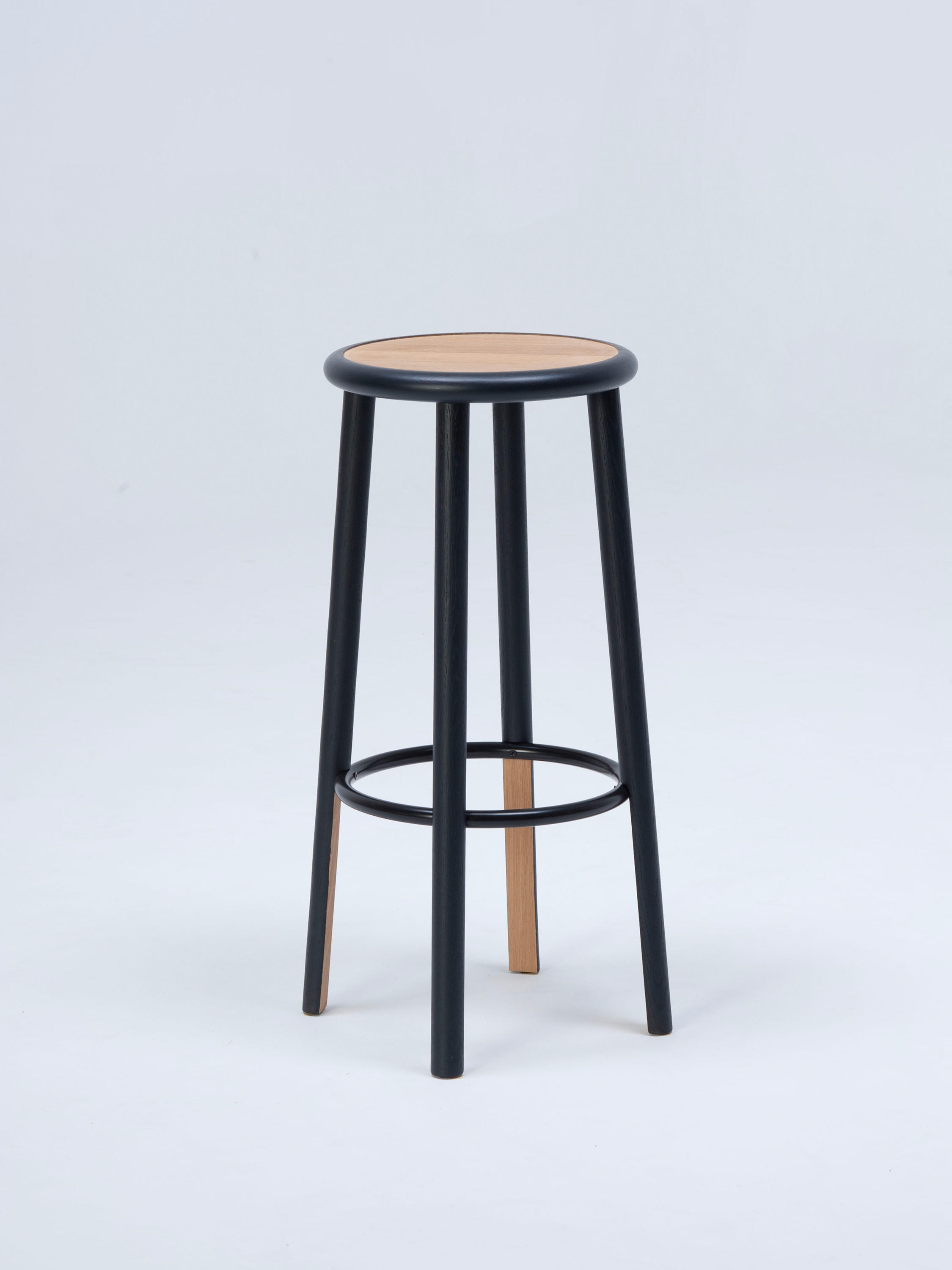 开云（中国） - 坐具|吧椅/凳子|办公家具|设计师家具|索洛吧椅